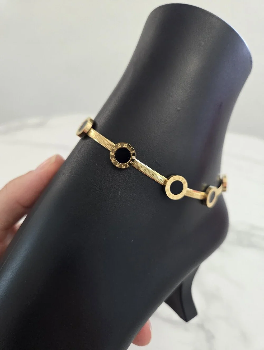 Gold Plated Roman Numeral Disc Herringbone Anklet Minimalist Summer Jewelry - Picture 1 of 12
